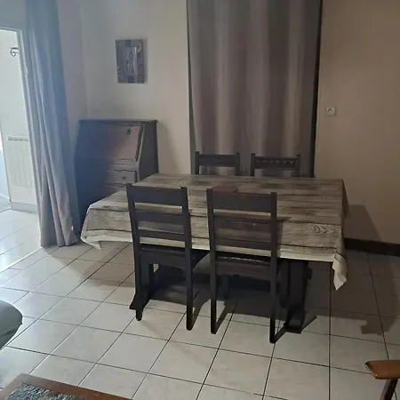 Maison Familiale A Maille Avec Velos