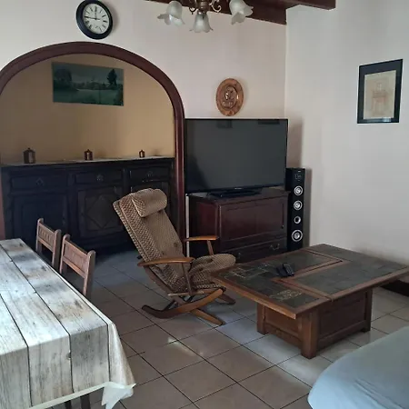 Maison Familiale A Maille Avec Velos * Maille (Vendee)