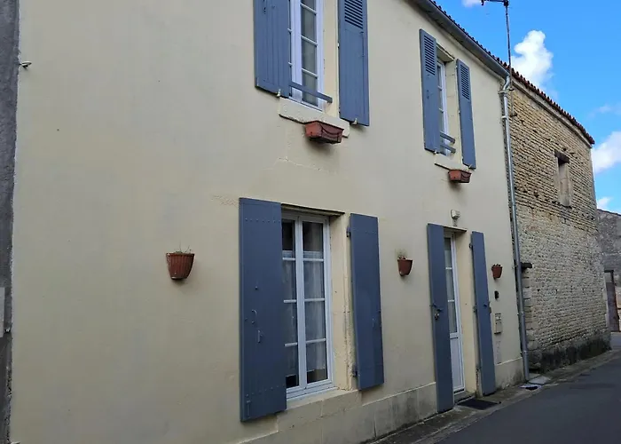 Maison Familiale A Maille Avec Velos Maille (Vendee)